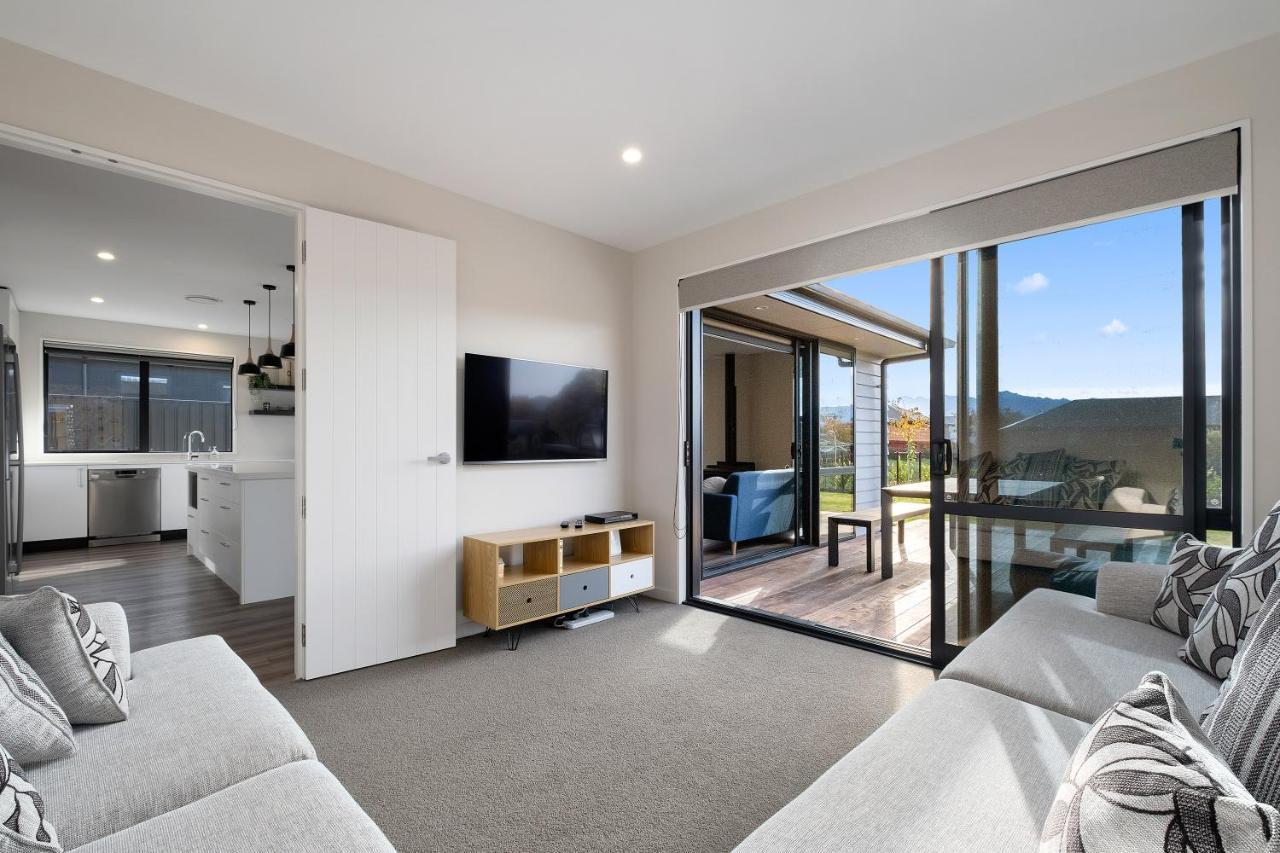 Sapphire Spring Rise Villa Wanaka Esterno foto